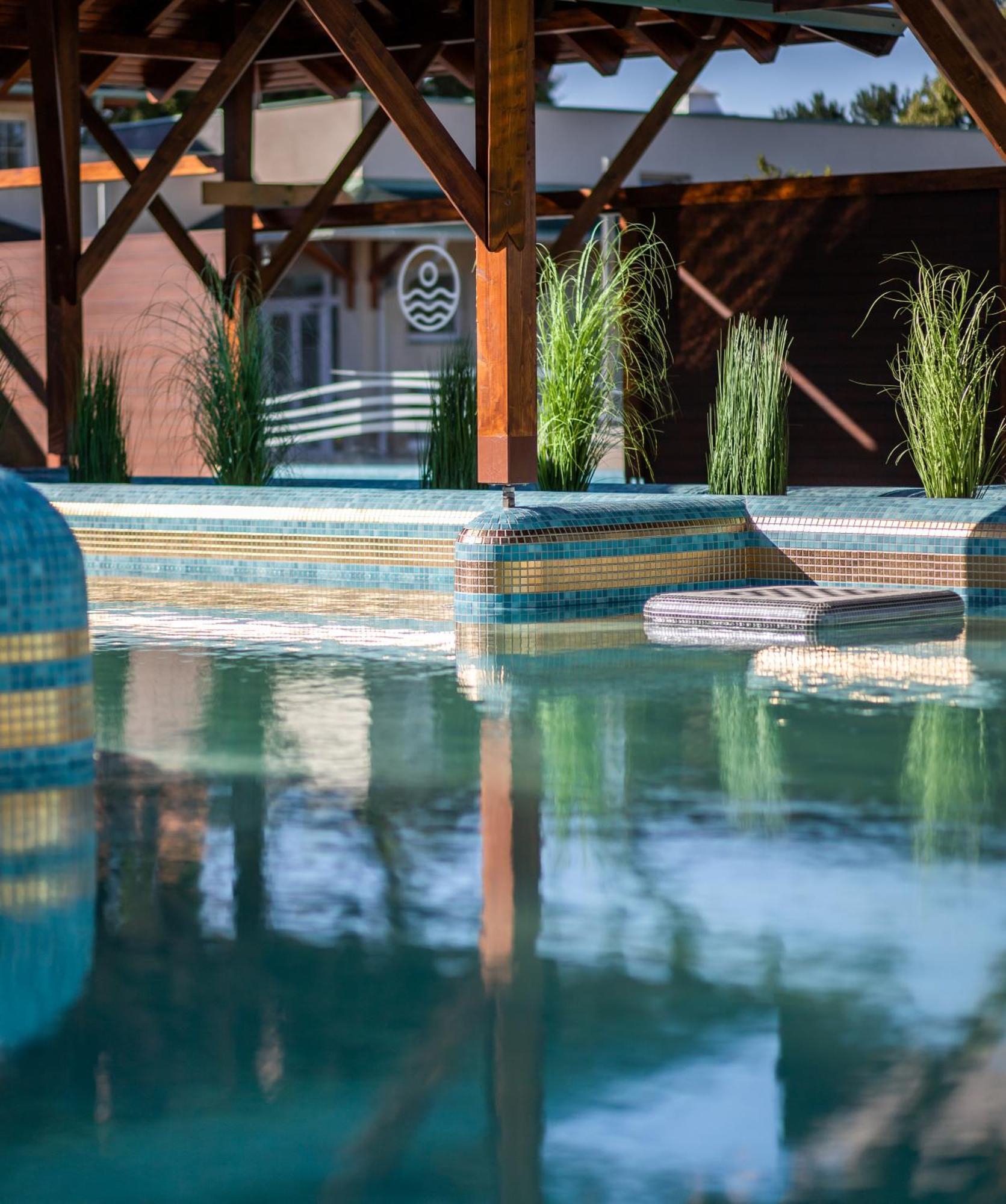 Aqua Hotel Termal Mosonmagyarovar Exterior photo