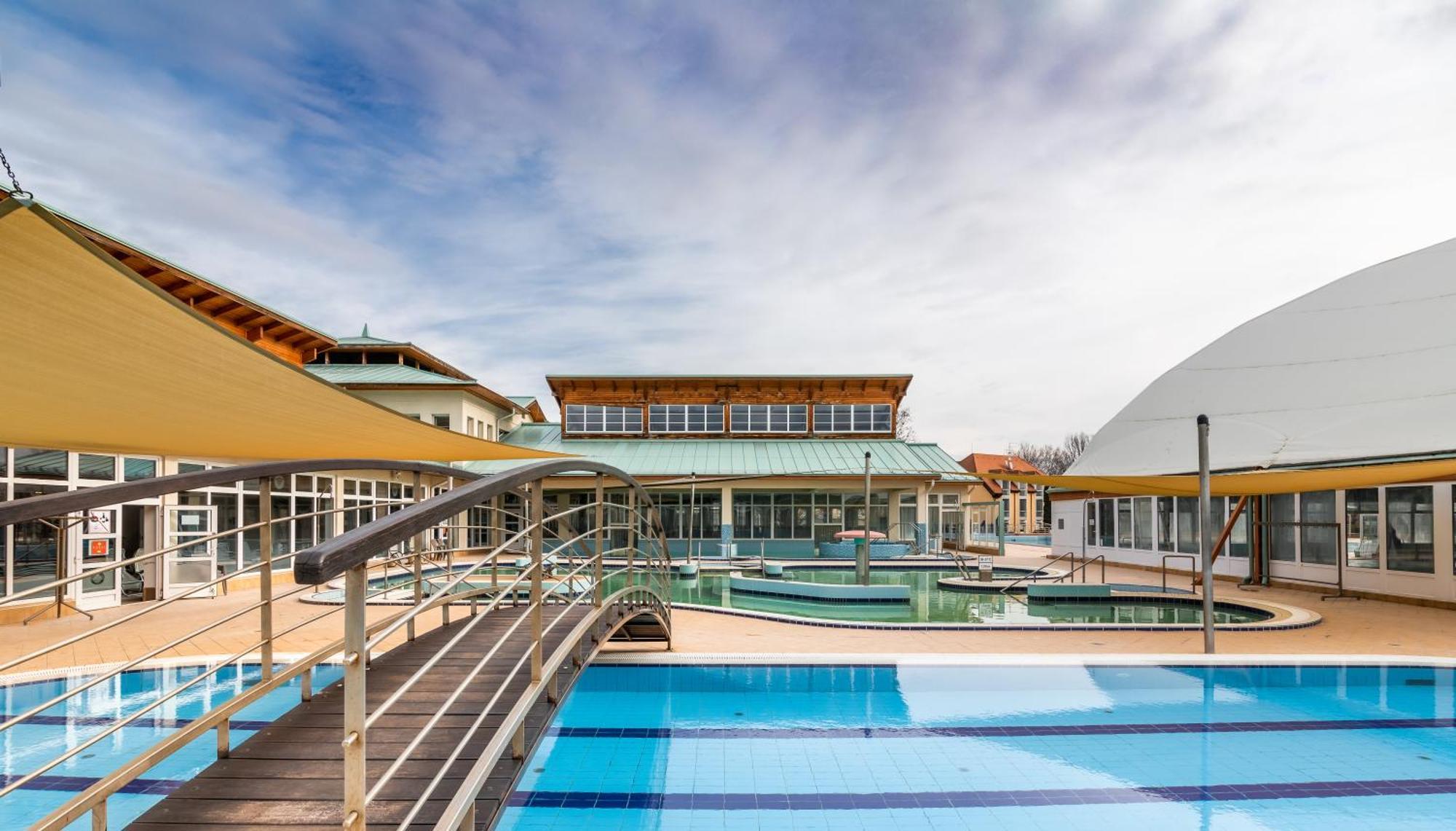 Aqua Hotel Termal Mosonmagyarovar Exterior photo
